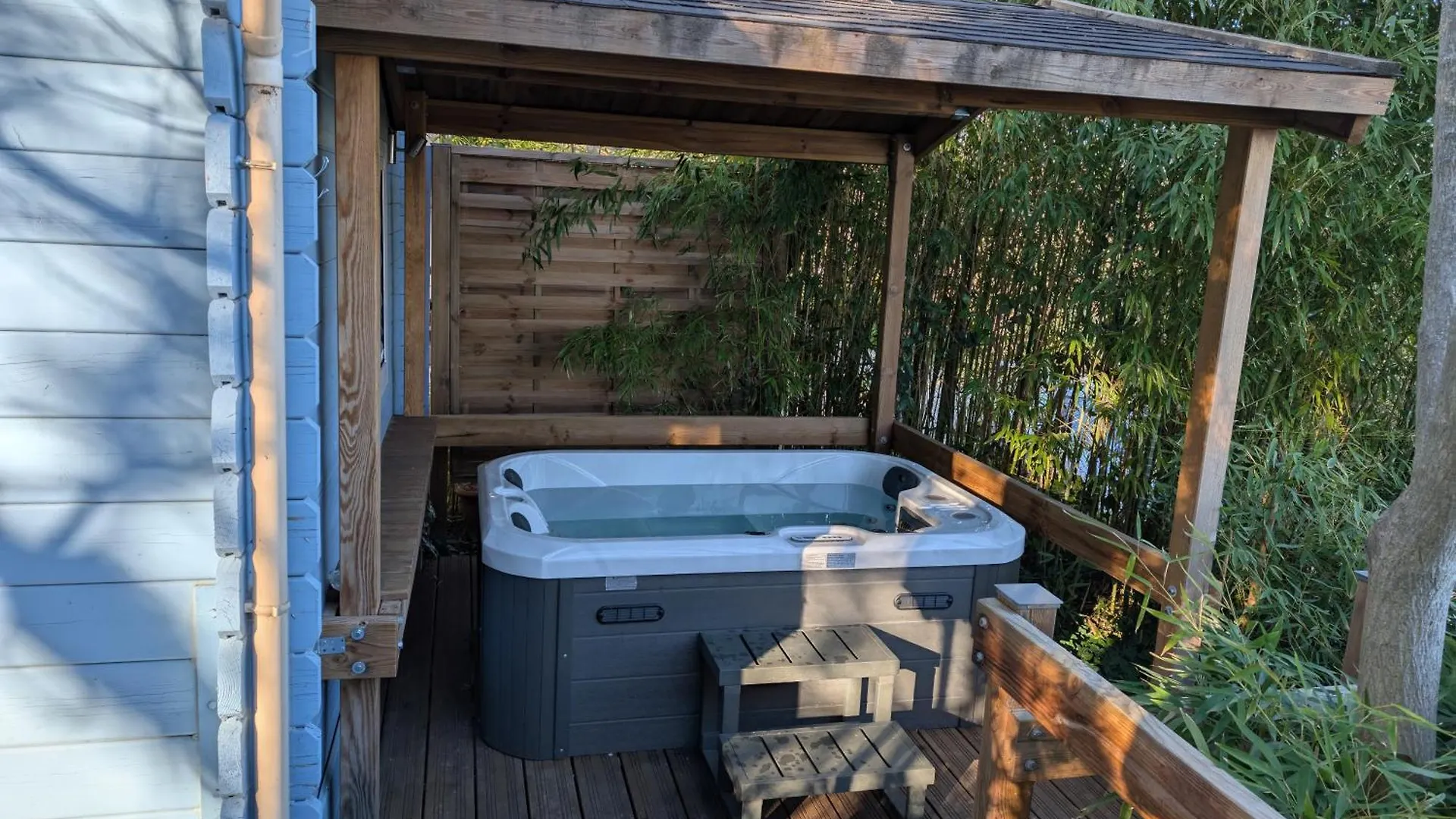 Le Chalet Bleu - Jacuzzi Aix-en-Provence Apartment